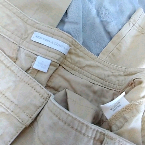 New York & Company Khaki Capri Pants - Picture 4 of 4